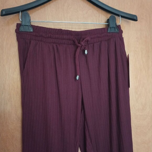 Hot Kiss Jogger Pants Size S Pockets Pull On Elastic Waist Ankles Drawstring - Picture 2 of 8